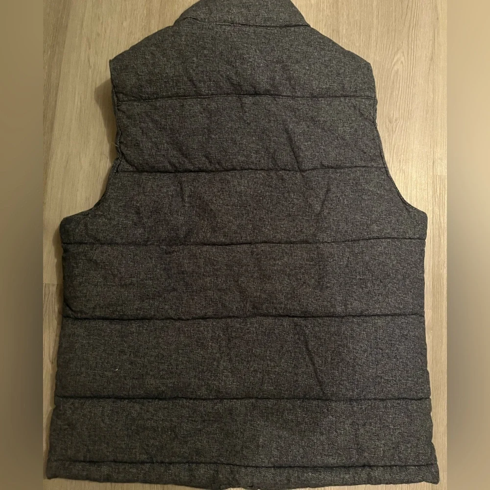 Banana Republic Knit Puffer Vest Navy Blue